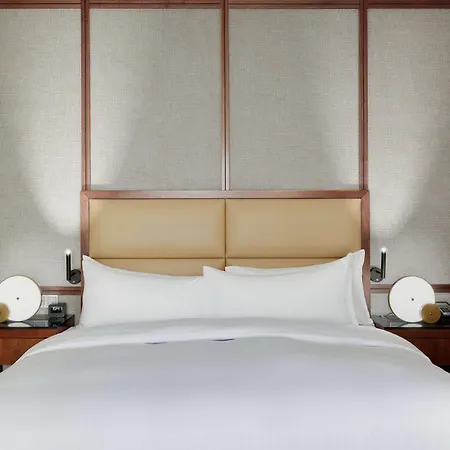 Hilton Hotel 5*